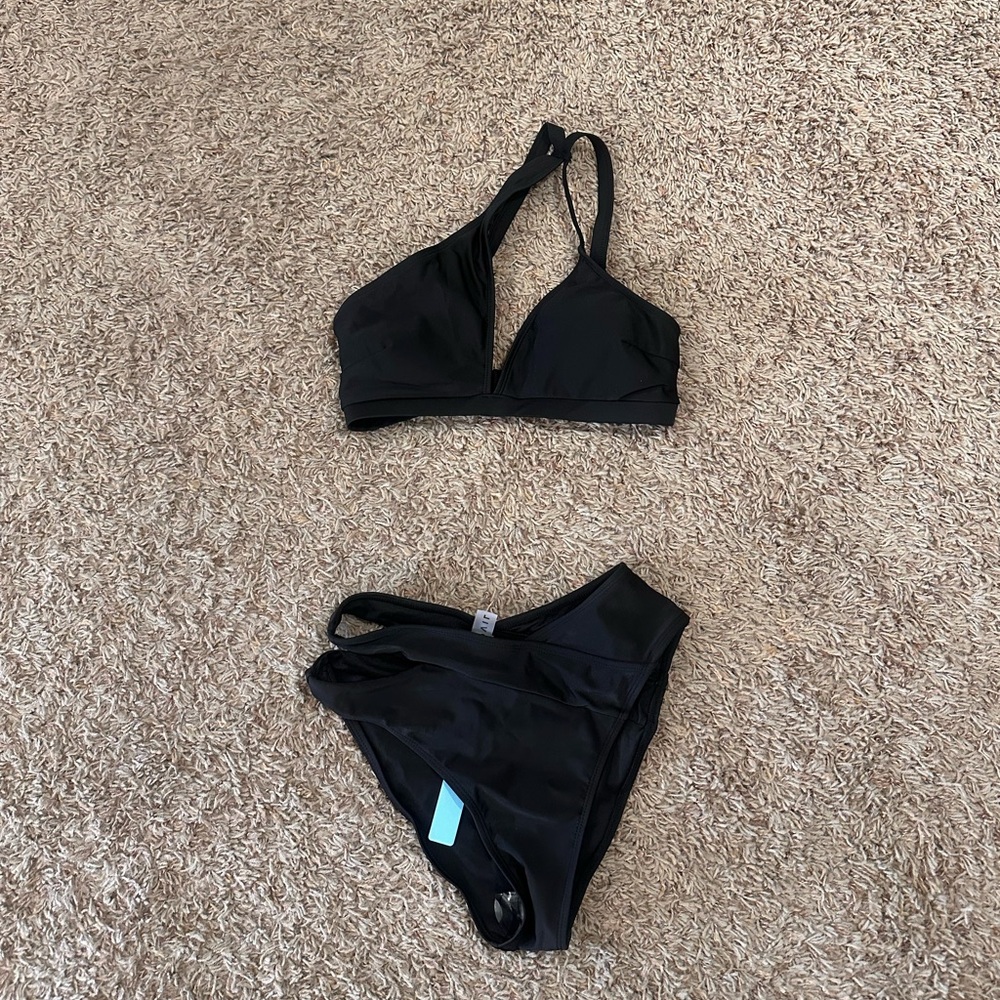 Popvil one shoulder front cutout bikini set